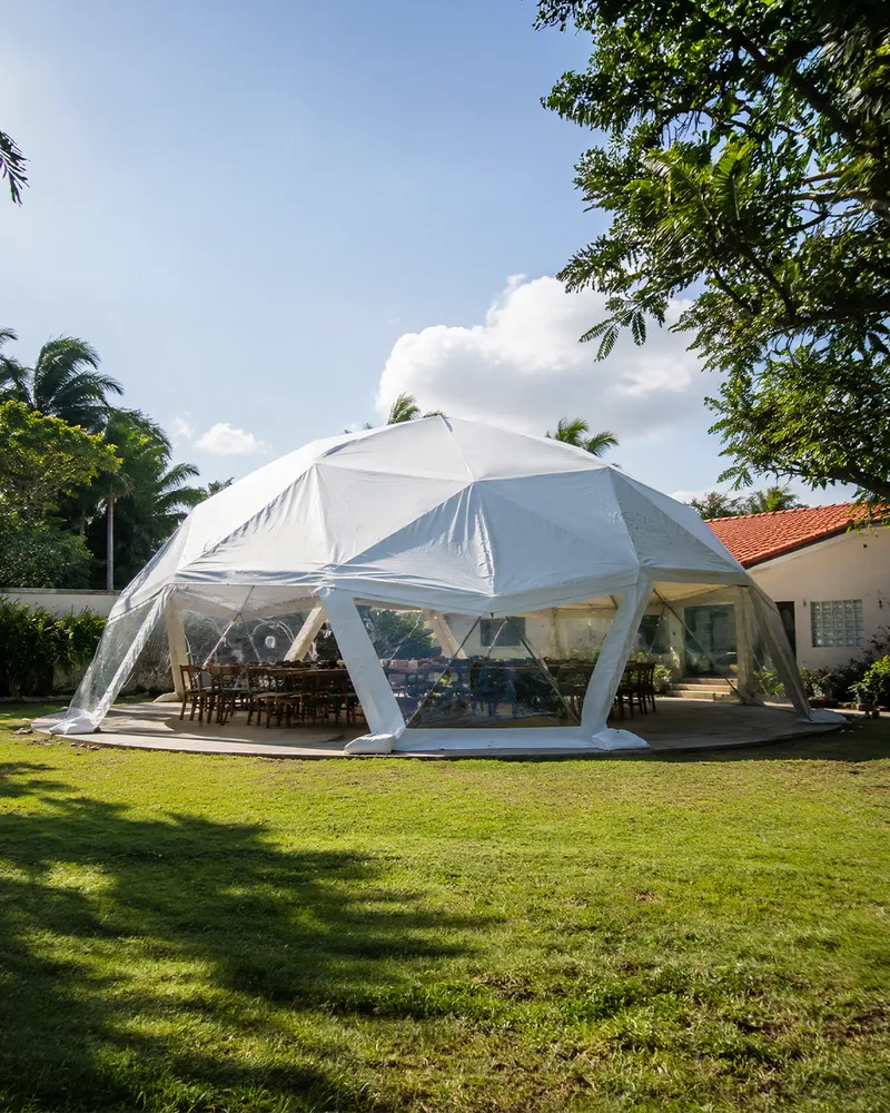 Solora structures for windy open areas